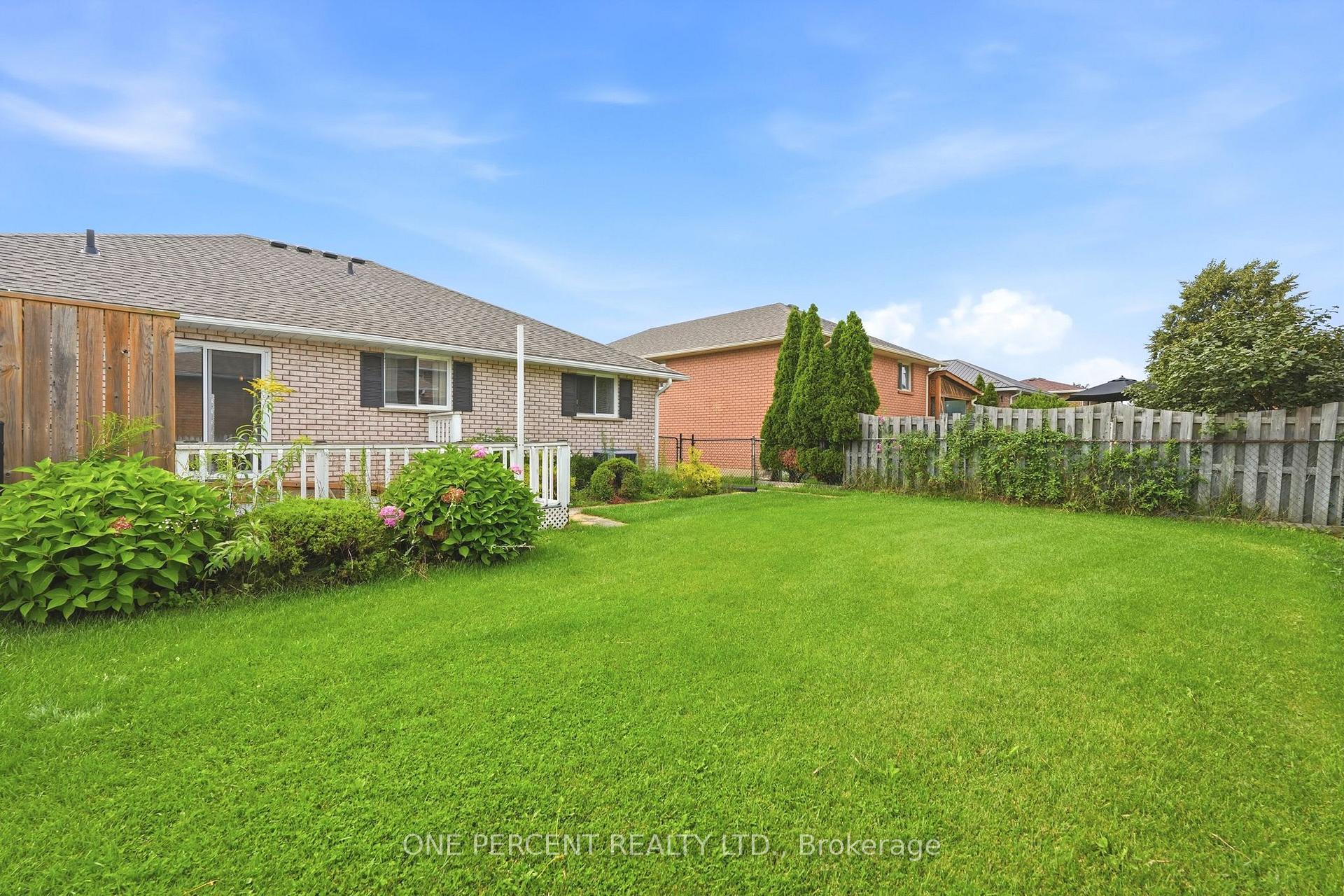 Photo 27 of 9 Country Club Road, Haldimand — HOMEH