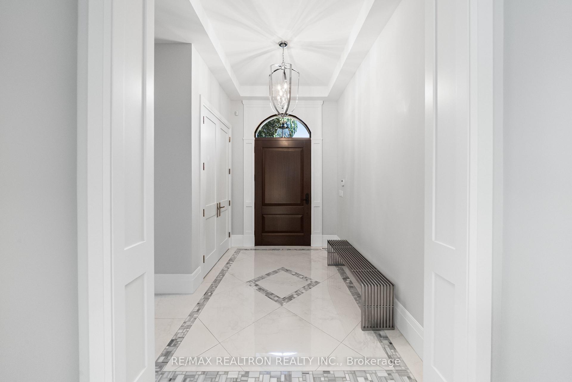Photo 10 of 25 Portree Crescent, Markham, Royal Orchard — HOMEH