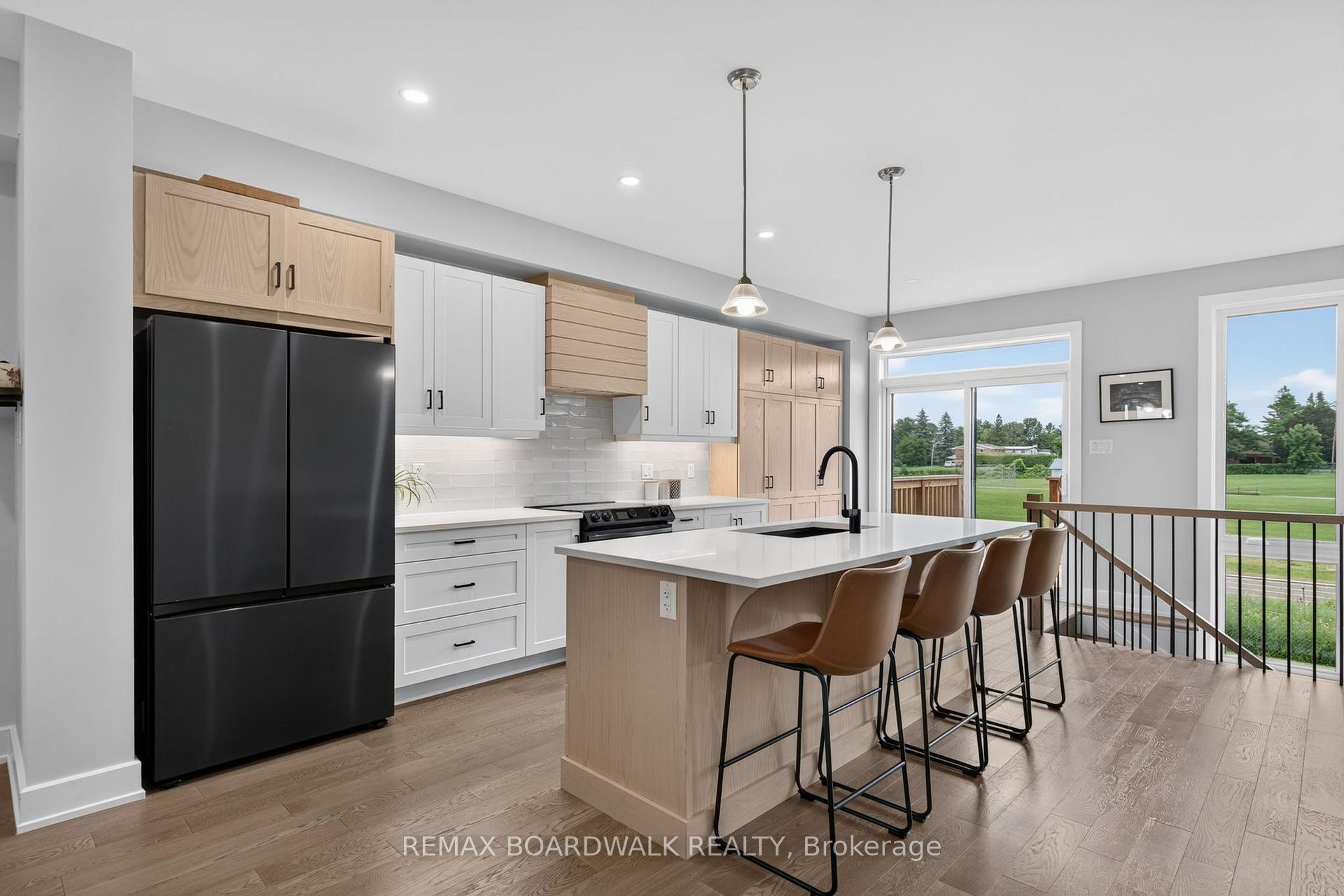 Photo 6 of 47 Odonovan Drive, Carleton Place, Carleton Place — HOMEH