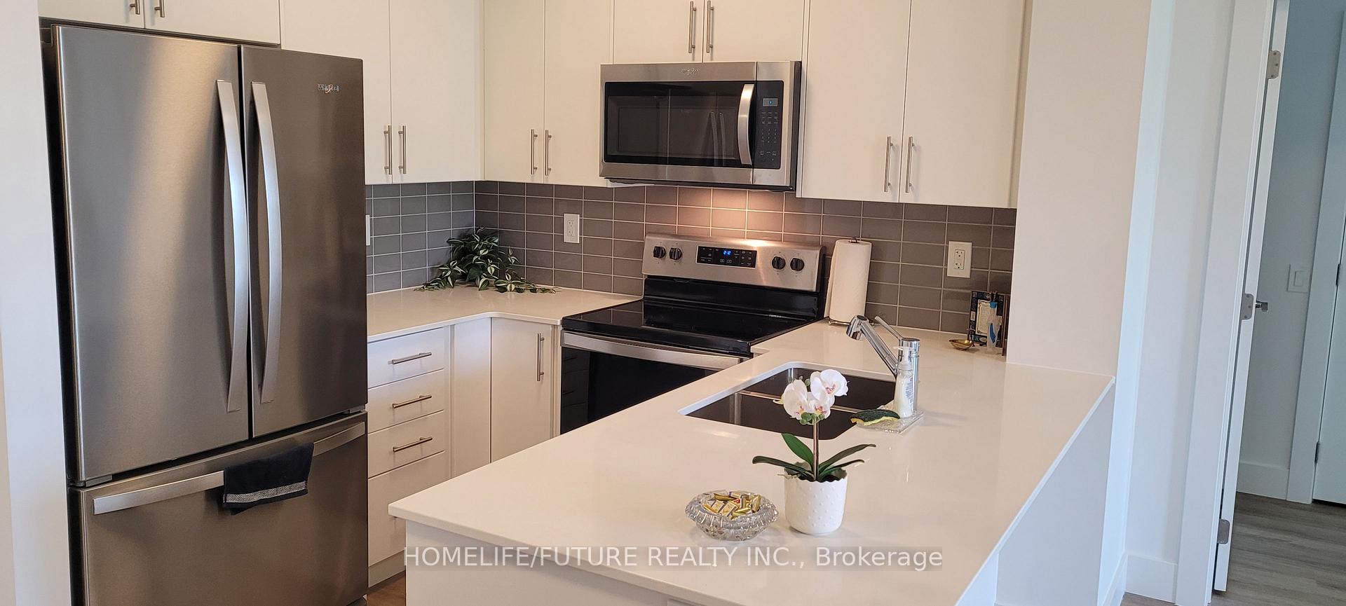 Photo 13 of 4 Kimberly Lane, Collingwood — HOMEH