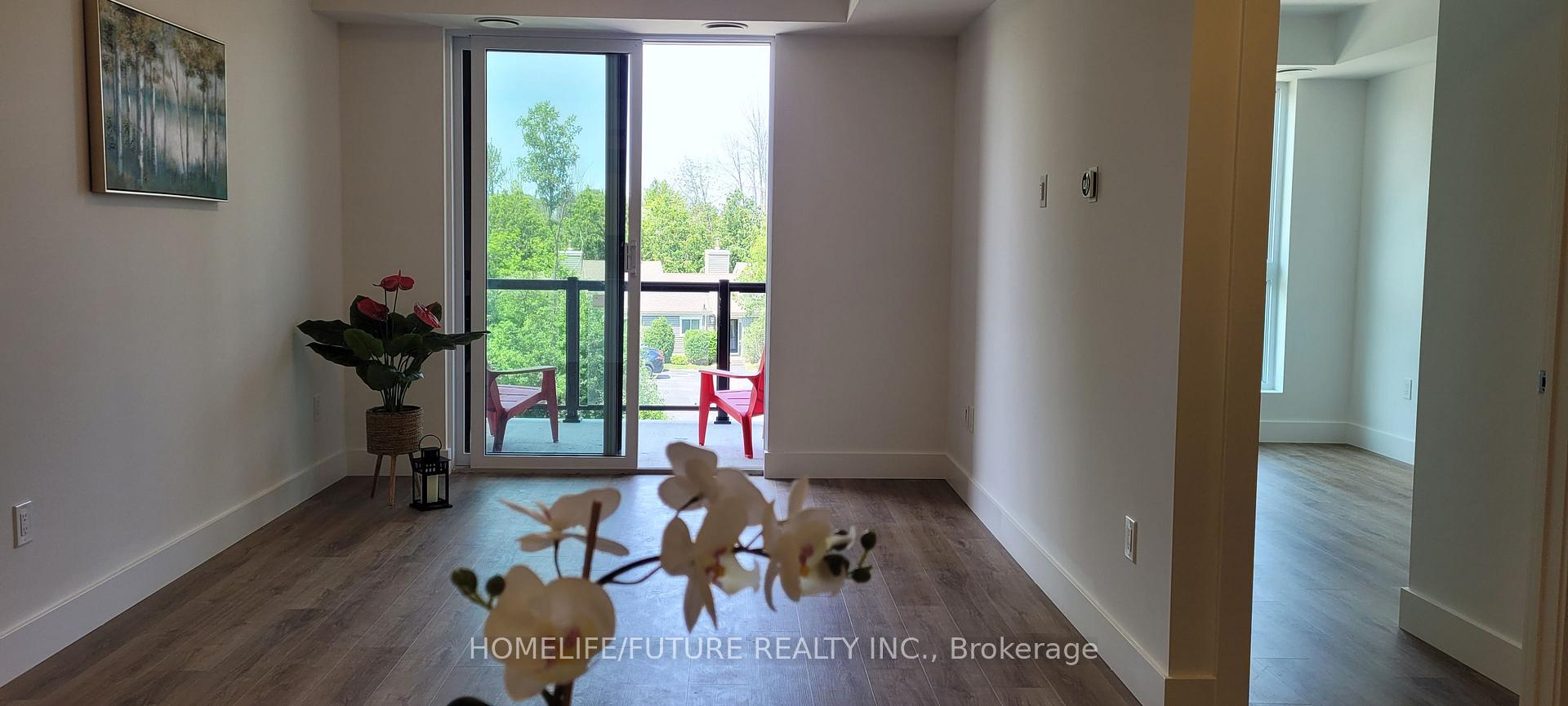 Photo 15 of 4 Kimberly Lane, Collingwood — HOMEH