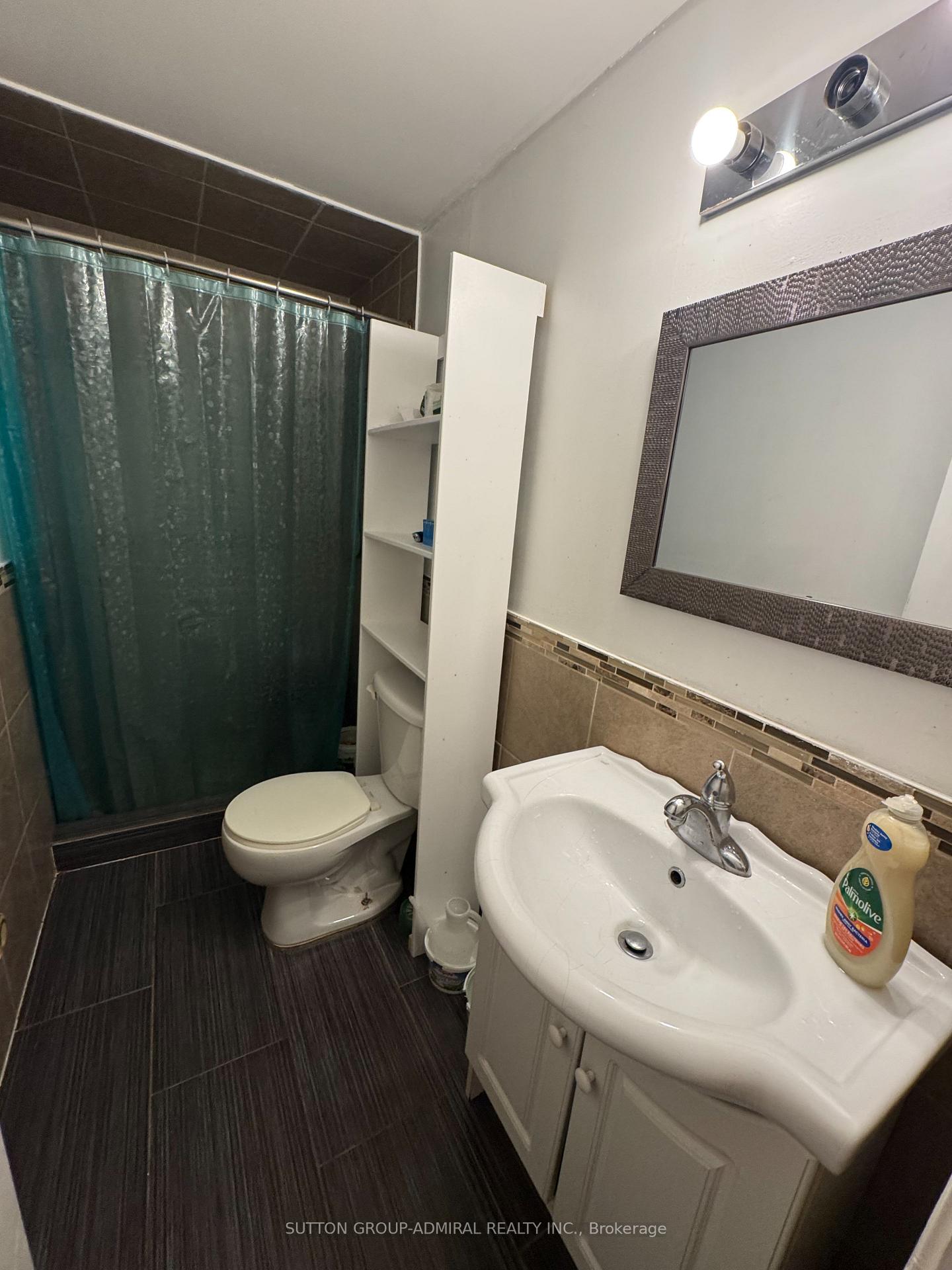 Photo 3 of 29 Bingham Street, Richmond Hill, North Richvale — HOMEH