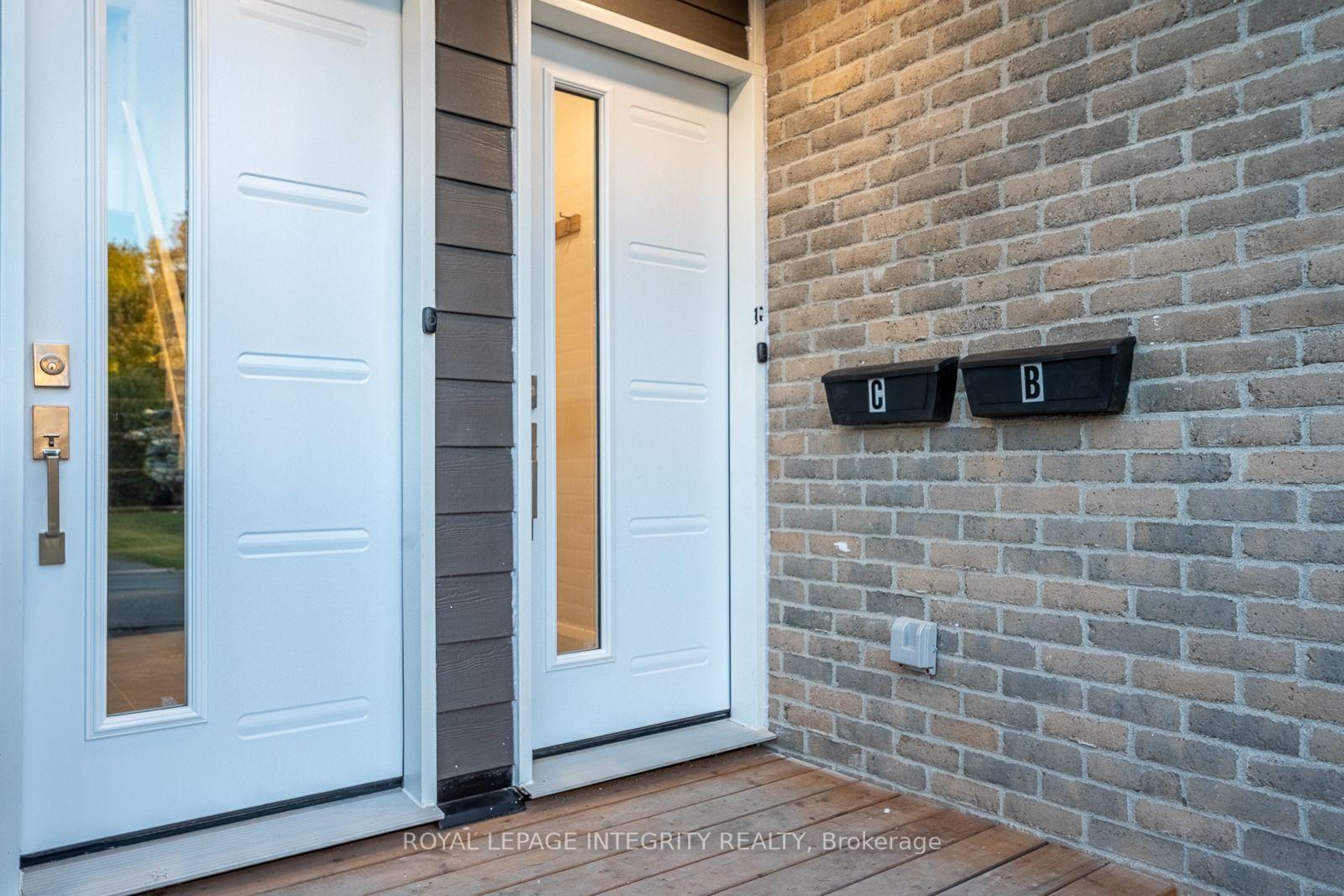 Photo 4 of Unit C, 775 Kingfisher Crescent, Ottawa, Chatelaine Village — HOMEH