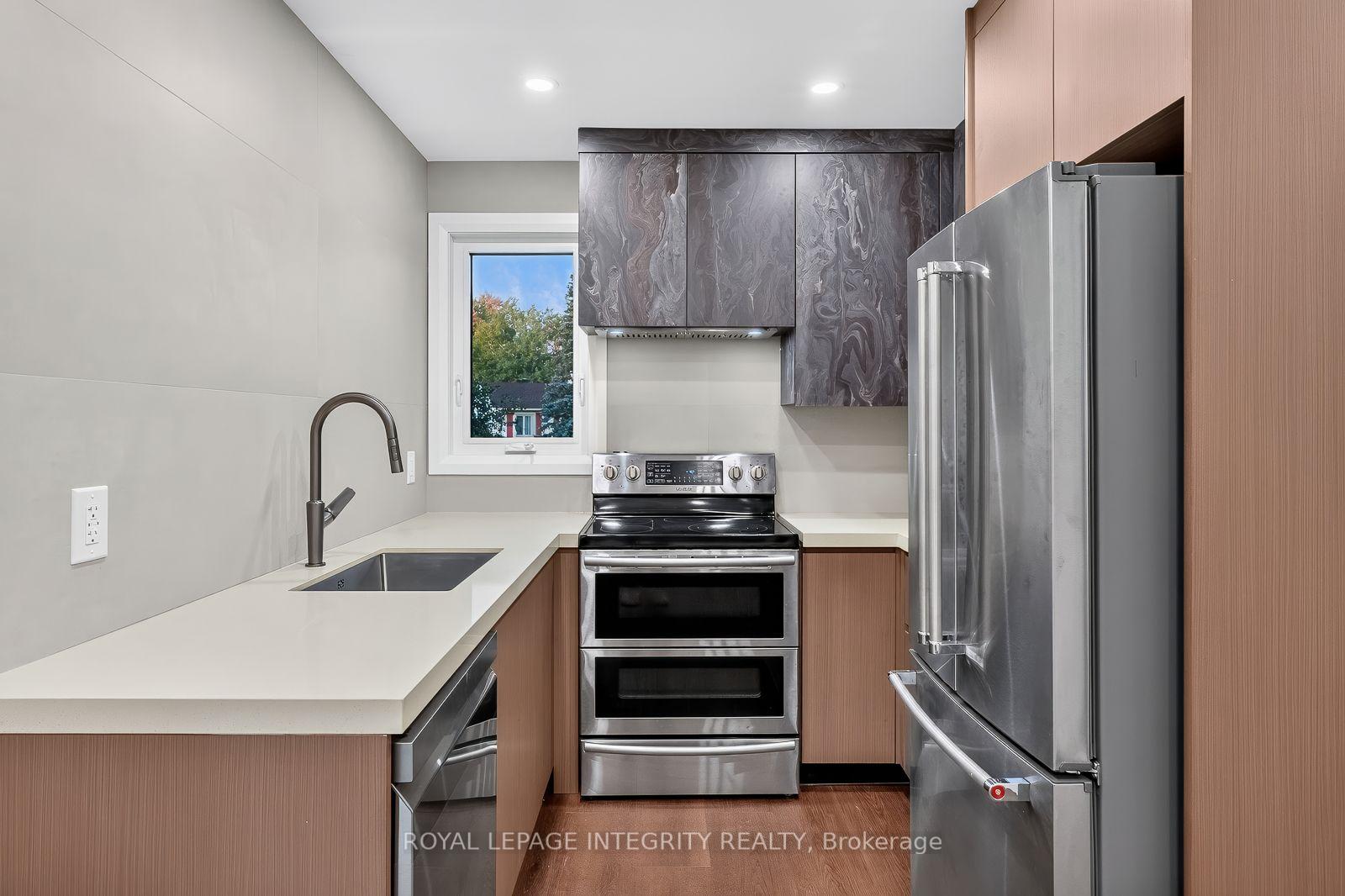 Photo 12 of Unit C, 775 Kingfisher Crescent, Ottawa, Chatelaine Village — HOMEH