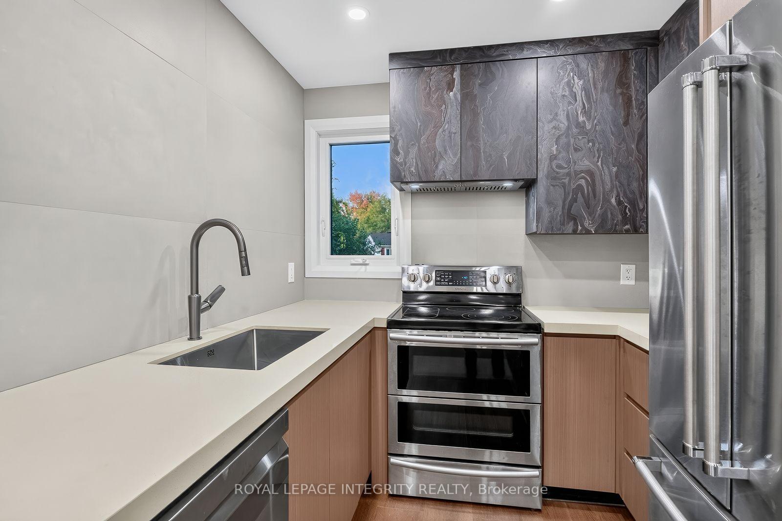 Photo 13 of Unit C, 775 Kingfisher Crescent, Ottawa, Chatelaine Village — HOMEH
