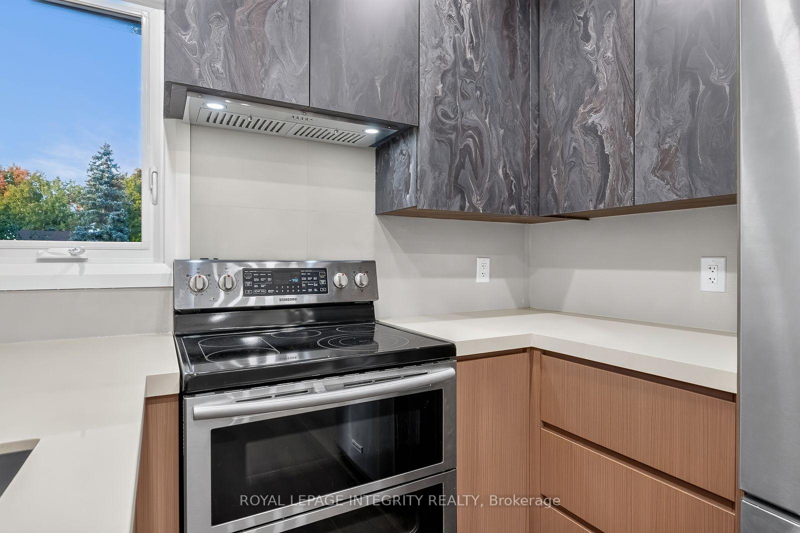 Photo 14 of Unit C, 775 Kingfisher Crescent, Ottawa, Chatelaine Village — HOMEH