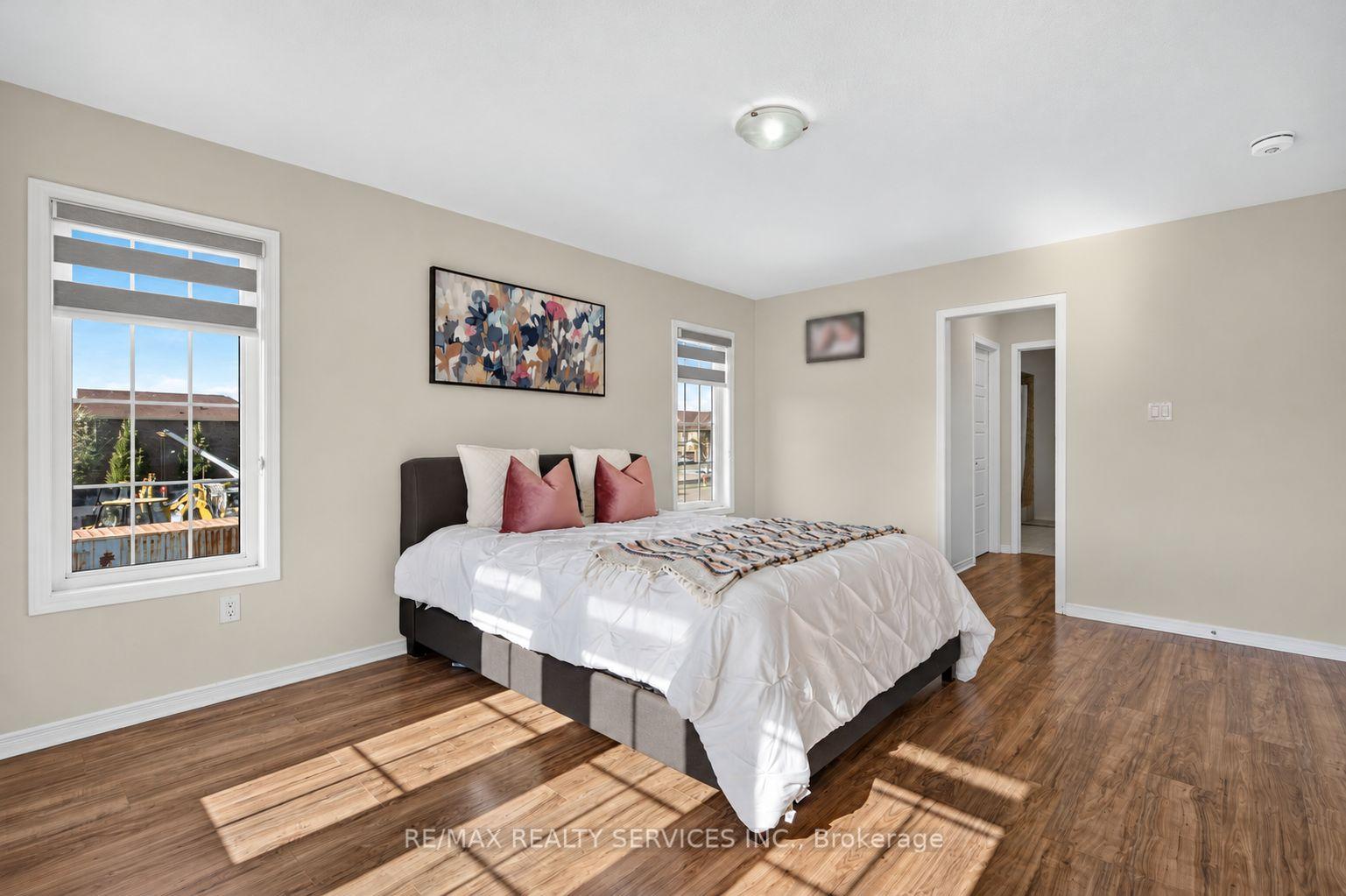 Photo 19 of 10 Munro Circle, Brantford, Empire South — HOMEH