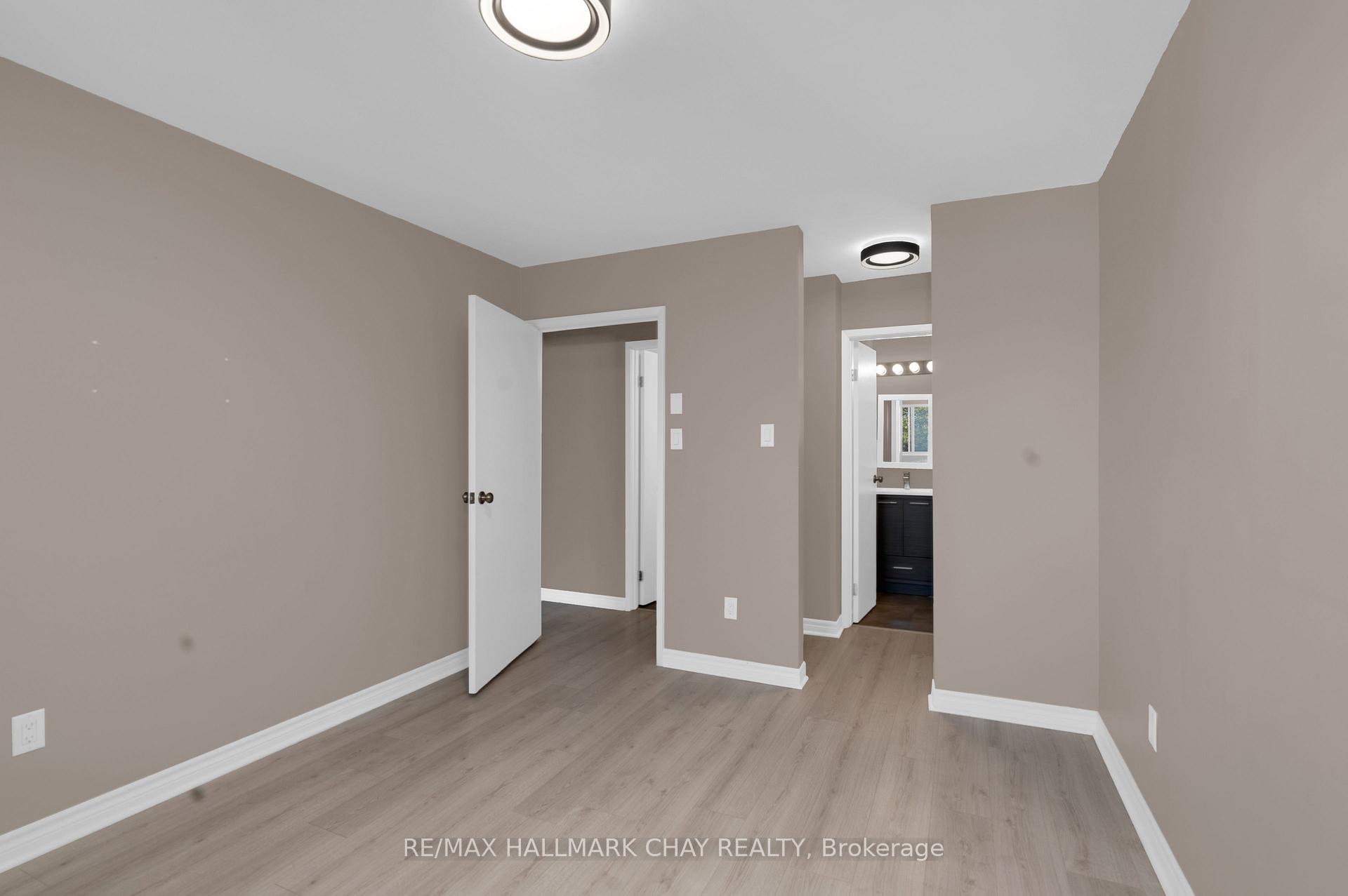 Photo 12 of Unit 414, 126 Bell Farm Road, Barrie, Alliance — HOMEH