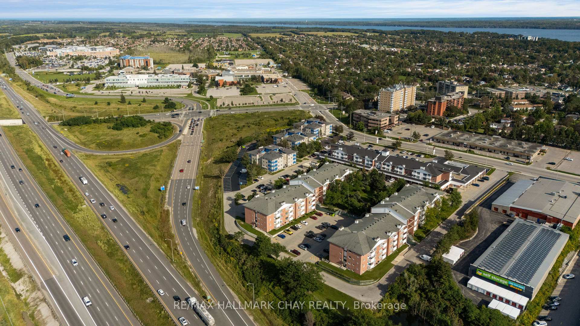Photo 22 of Unit 414, 126 Bell Farm Road, Barrie, Alliance — HOMEH