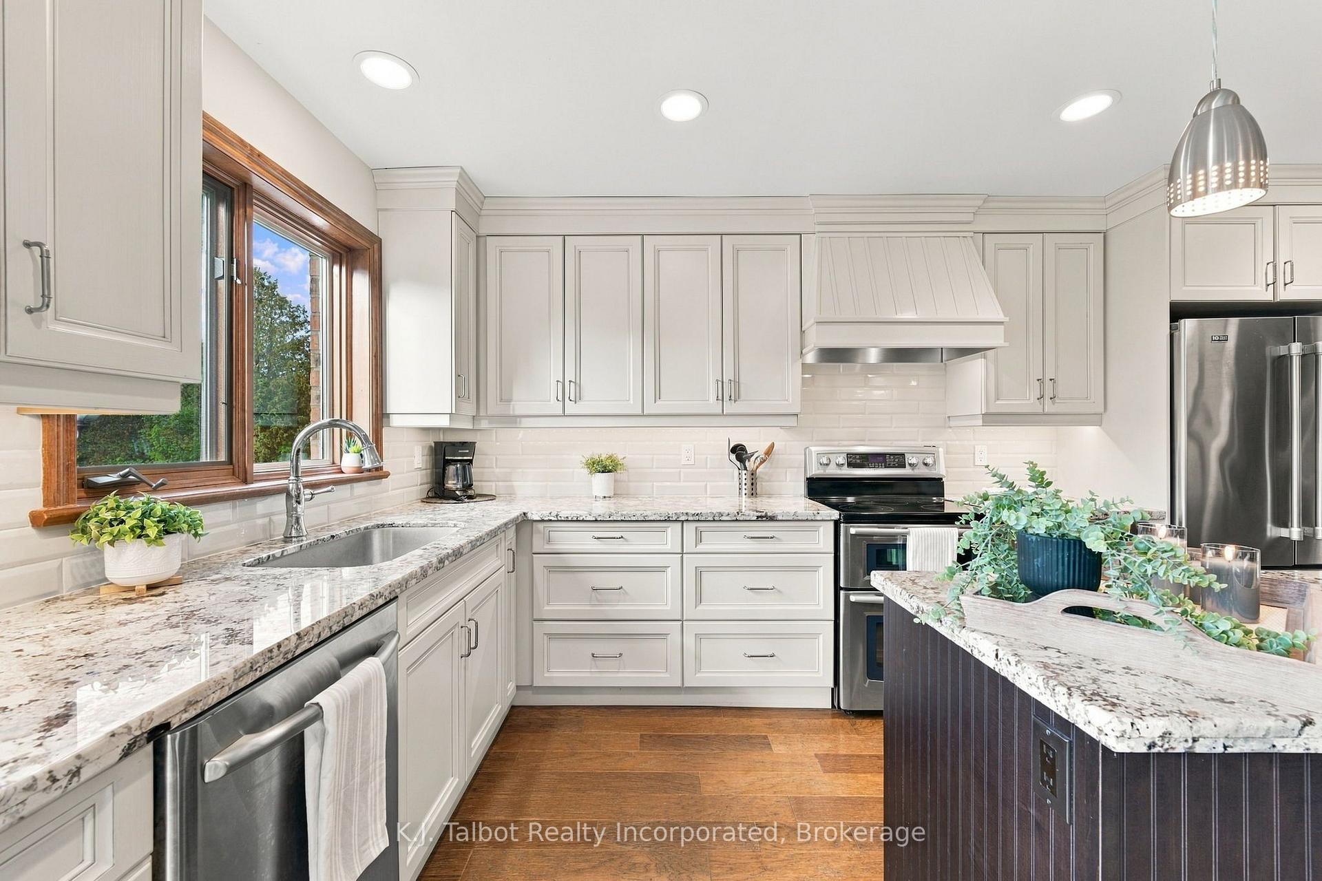 Photo 11 of 34875 Union Road, Central Huron, Goderich — HOMEH