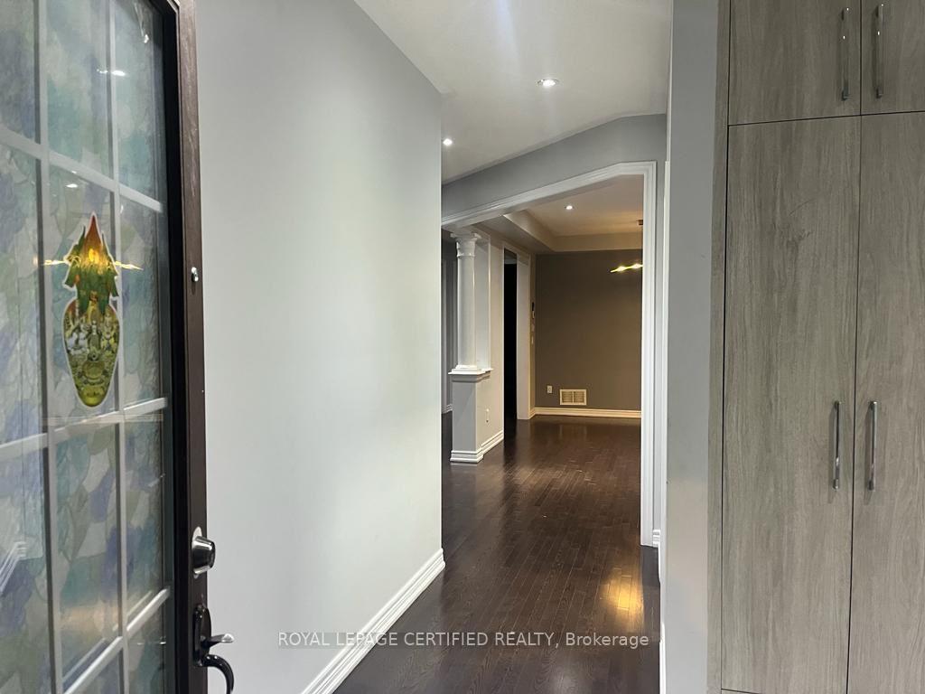 Photo 4 of 7 Richmead Road, Brampton, Credit Valley — HOMEH