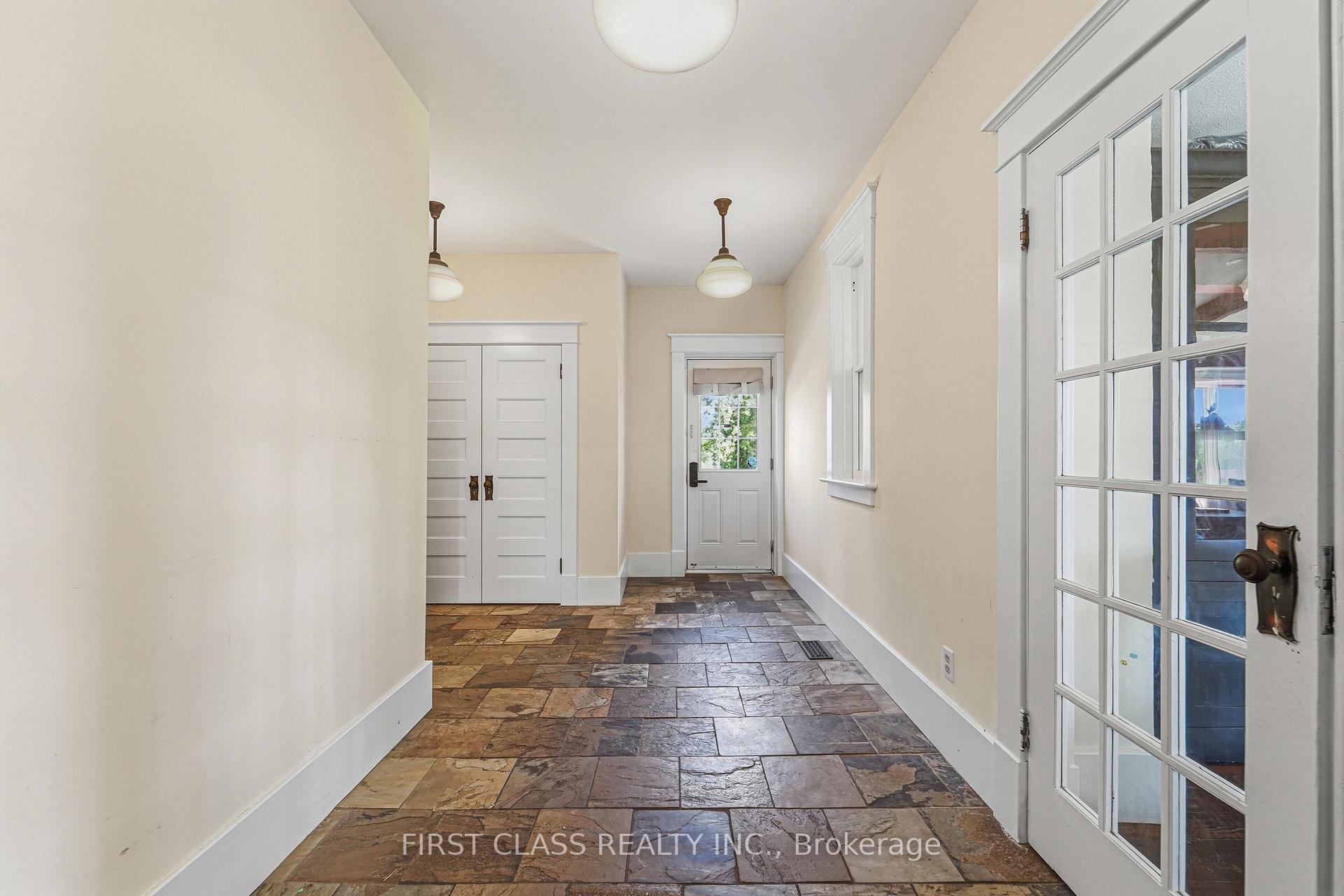 Photo 11 of 424 Concession Rd 8 E, Hamilton, Rural Flamborough — HOMEH