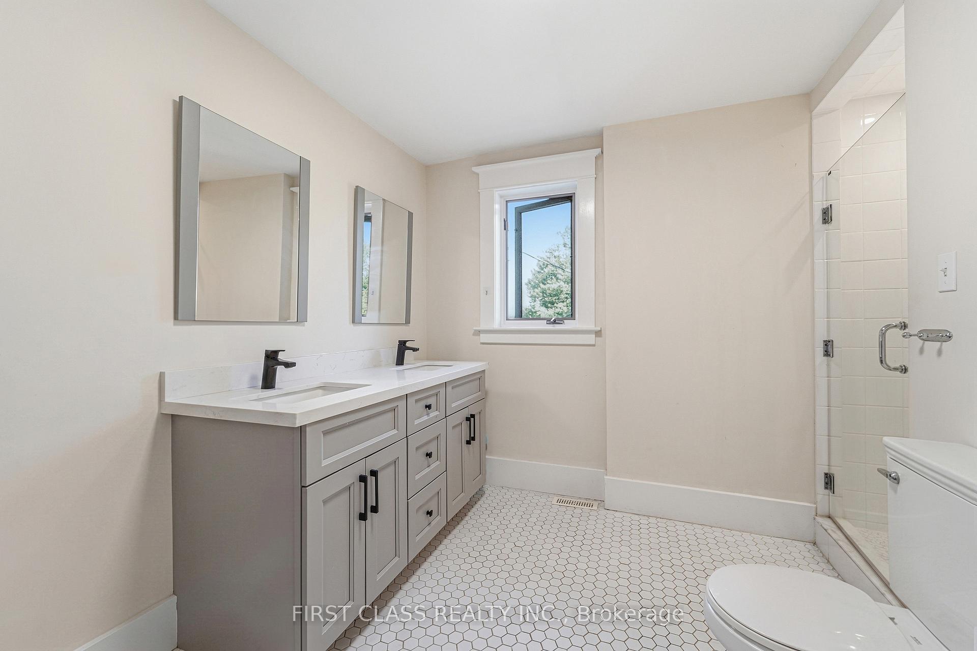 Photo 23 of 424 Concession Rd 8 E, Hamilton, Rural Flamborough — HOMEH