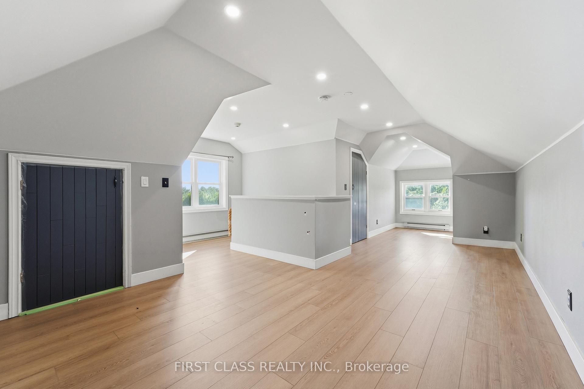 Photo 26 of 424 Concession Rd 8 E, Hamilton, Rural Flamborough — HOMEH