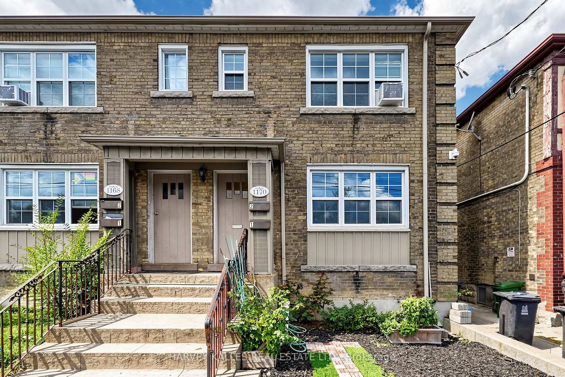 Photo 3 of Unit 2, 1170 Avenue Road, Toronto, Lawrence Park South — HOMEH