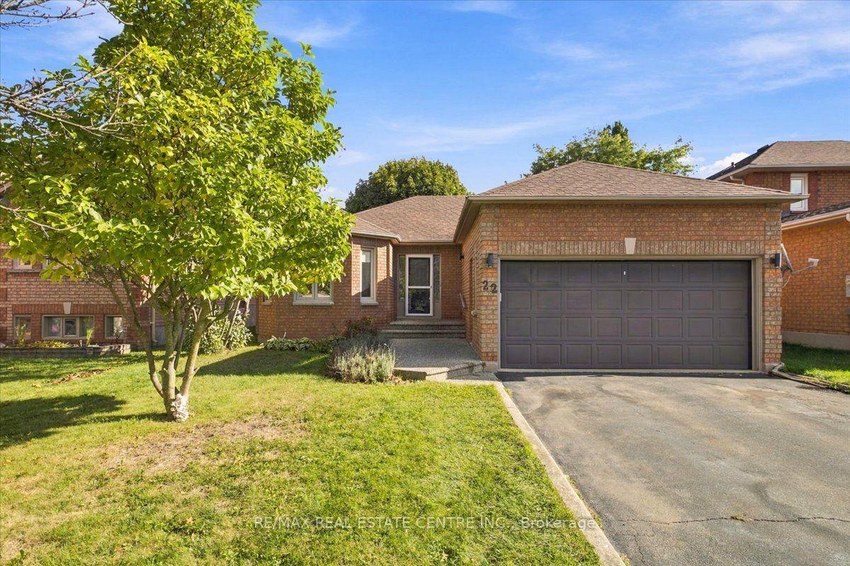 Photo 2 of 22 Birchway Place, Halton Hills, Acton — HOMEH