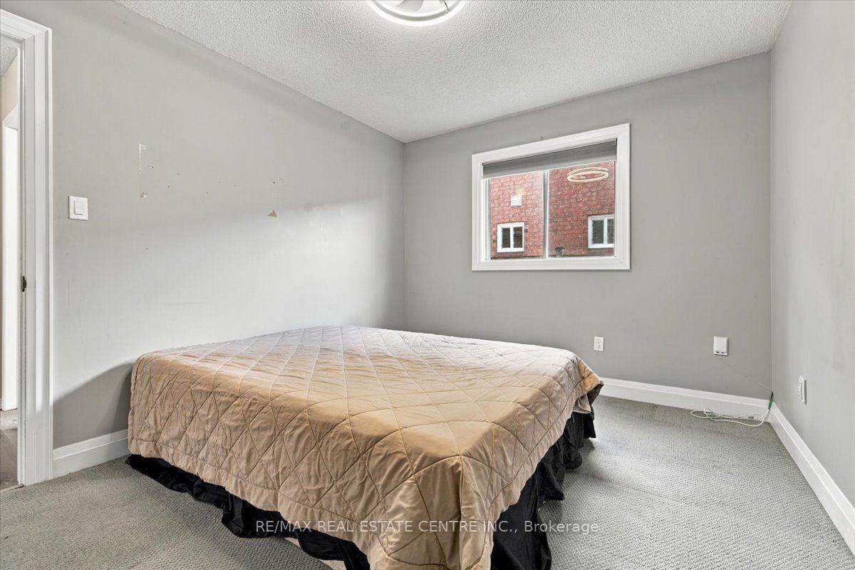 Photo 20 of 22 Birchway Place, Halton Hills, Acton — HOMEH