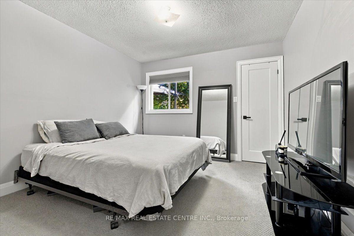 Photo 22 of 22 Birchway Place, Halton Hills, Acton — HOMEH