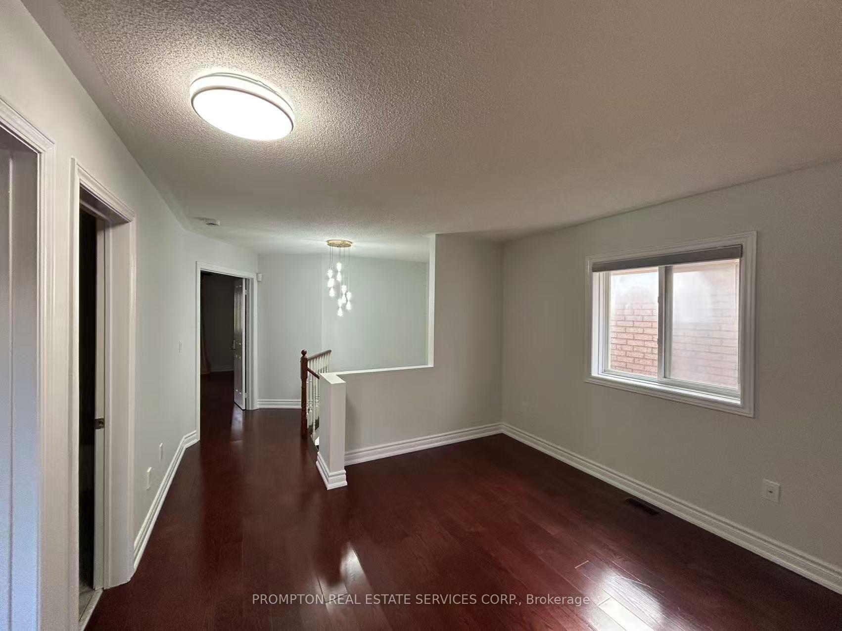 Photo 11 of 101 Madison Heights Boulevard, Markham, Berczy — HOMEH
