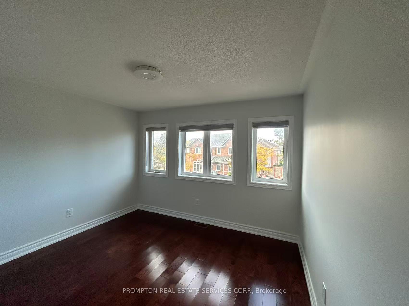 Photo 21 of 101 Madison Heights Boulevard, Markham, Berczy — HOMEH