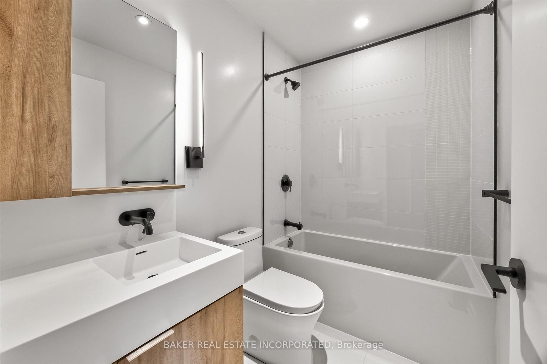 Photo 7 of Unit 2303, 117 Broadway Avenue, Toronto, Mount Pleasant West — HOMEH