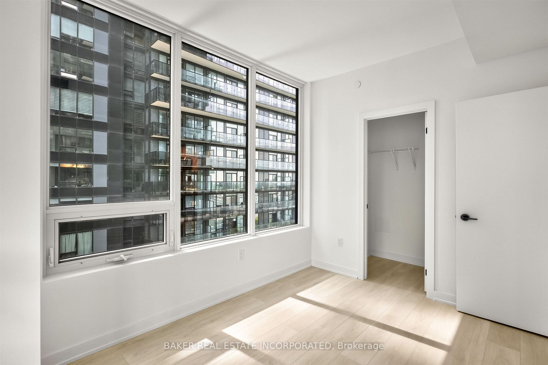 Photo 5 of Unit 1705, 127 Broadway Avenue, Toronto, Mount Pleasant West — HOMEH