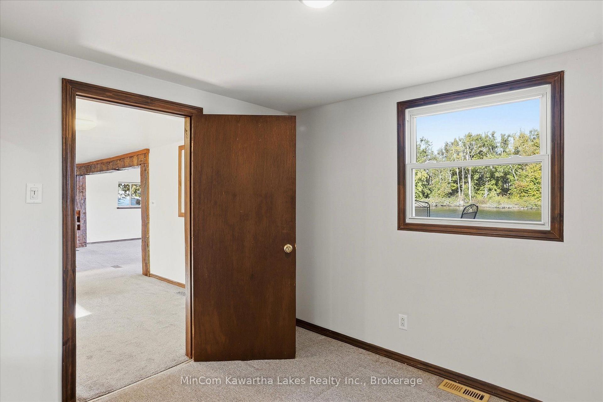 Photo 15 of 42 Willow Road, Otonabee-South Monaghan — HOMEH