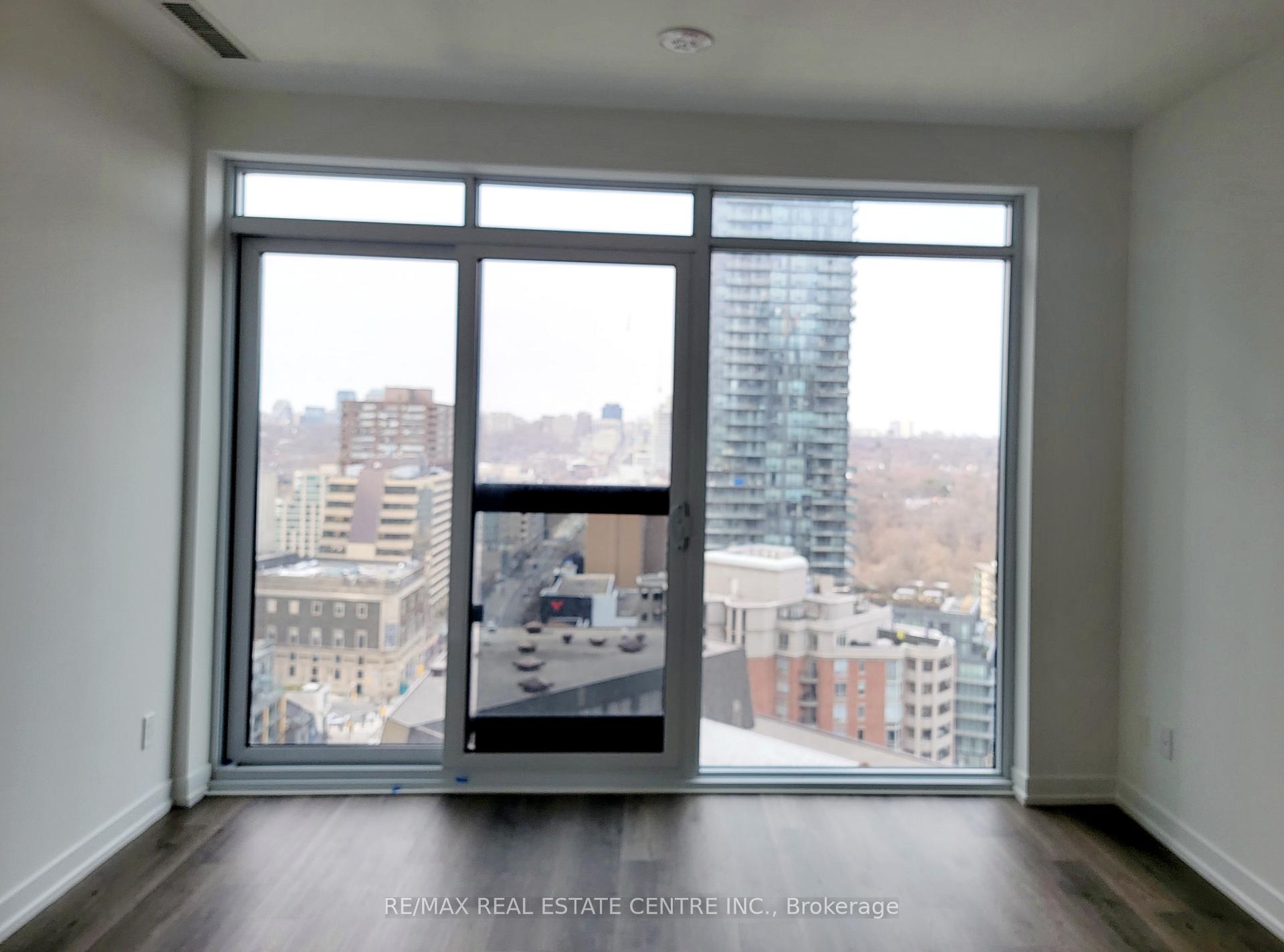 Photo 5 of Unit 2107, 771 Yonge Street, Toronto, Rosedale-Moore Park — HOMEH