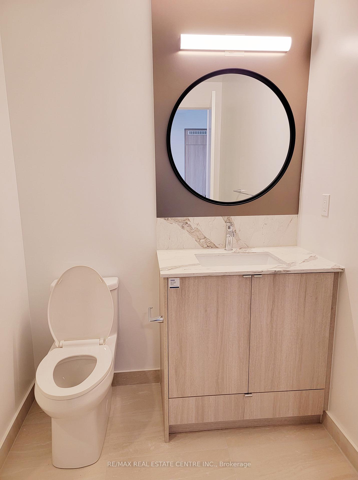Photo 7 of Unit 2107, 771 Yonge Street, Toronto, Rosedale-Moore Park — HOMEH