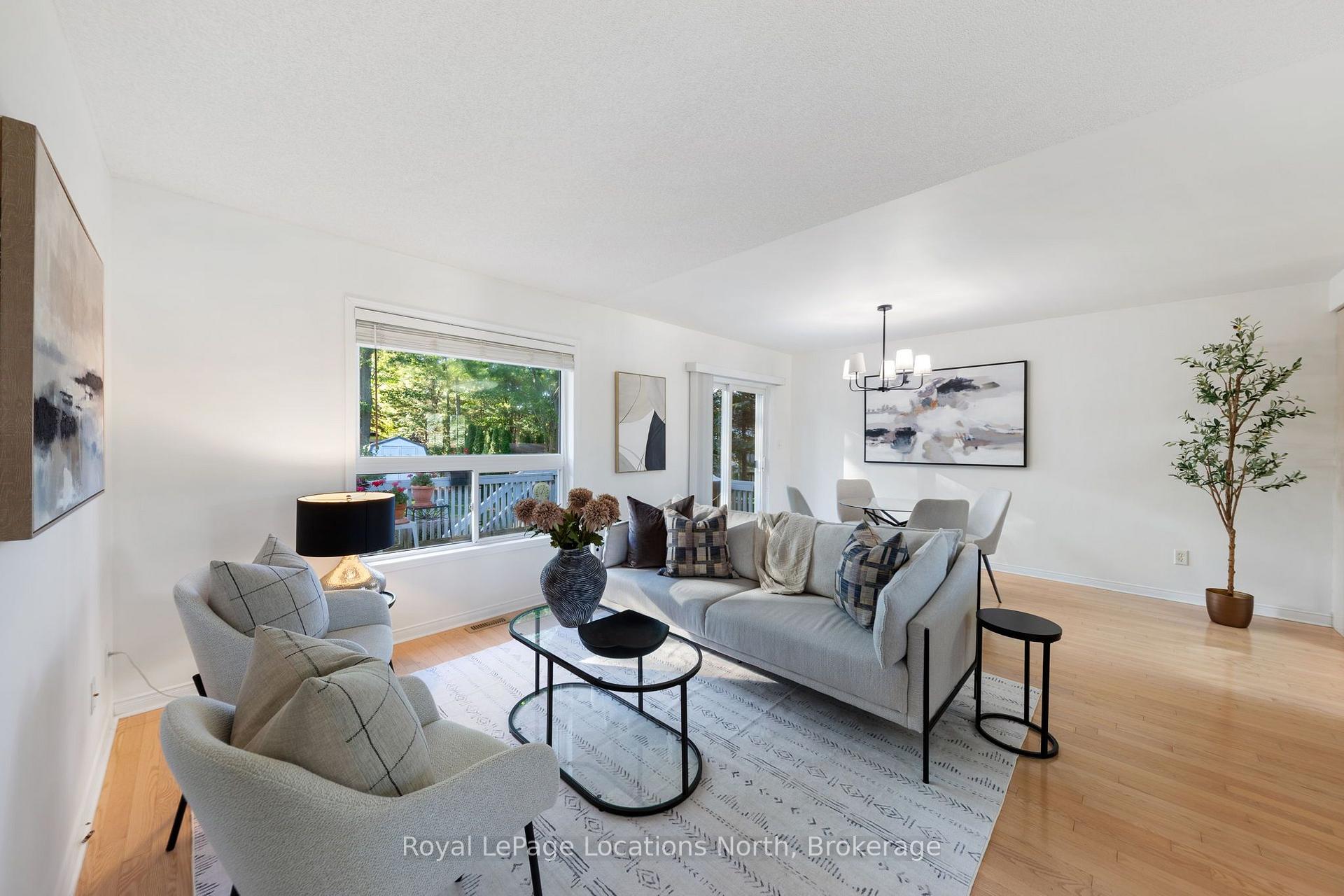 Photo 15 of 4 Trailwood Place, Wasaga Beach — HOMEH