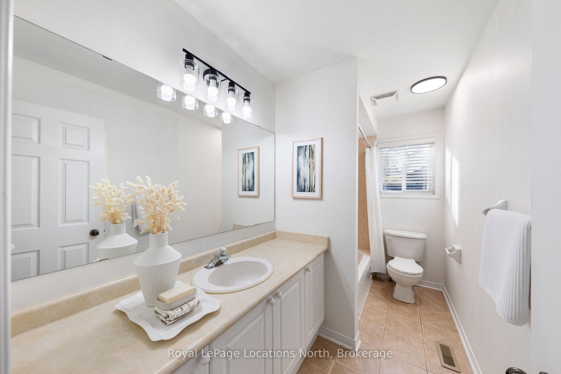 Photo 31 of 4 Trailwood Place, Wasaga Beach — HOMEH