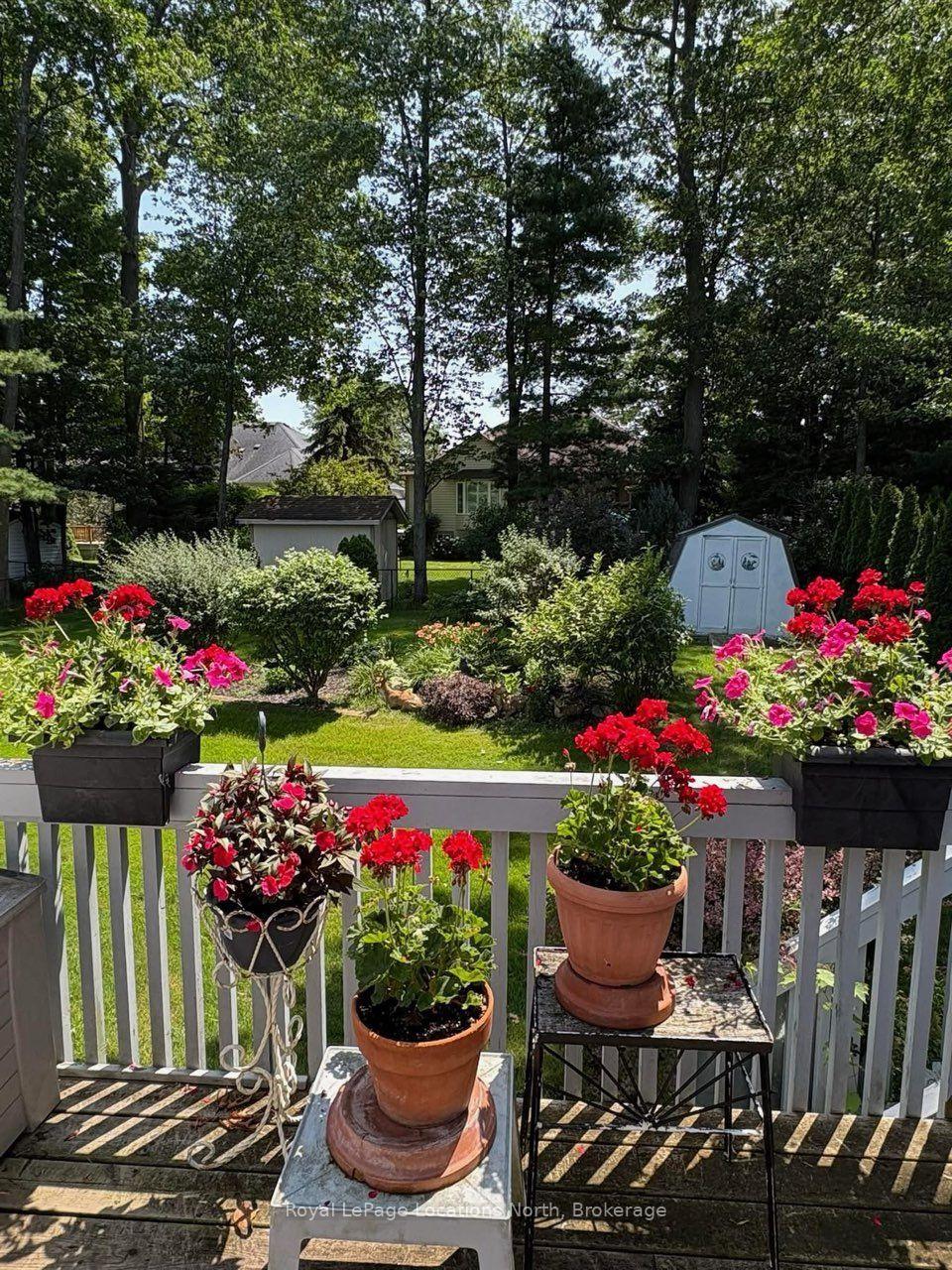 Photo 49 of 4 Trailwood Place, Wasaga Beach — HOMEH