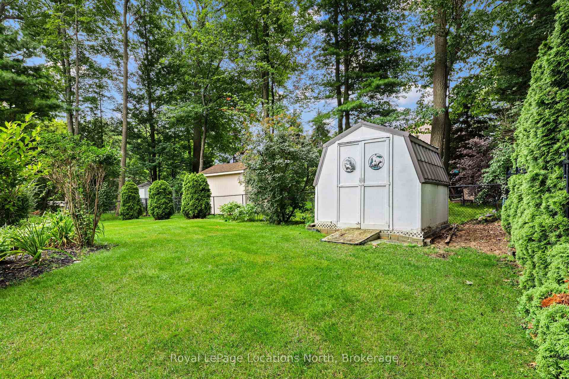 Photo 52 of 4 Trailwood Place, Wasaga Beach — HOMEH