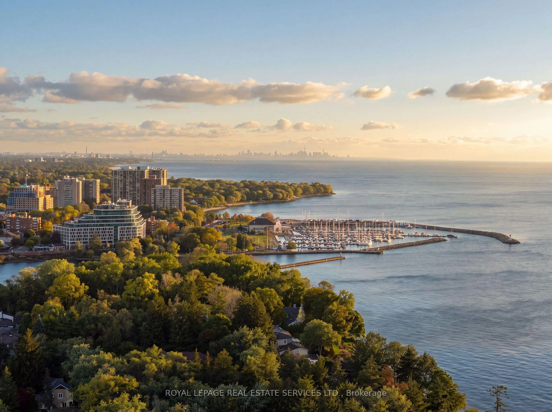 Photo 11 of 51 Skipper Lane, Oakville, Bronte — HOMEH