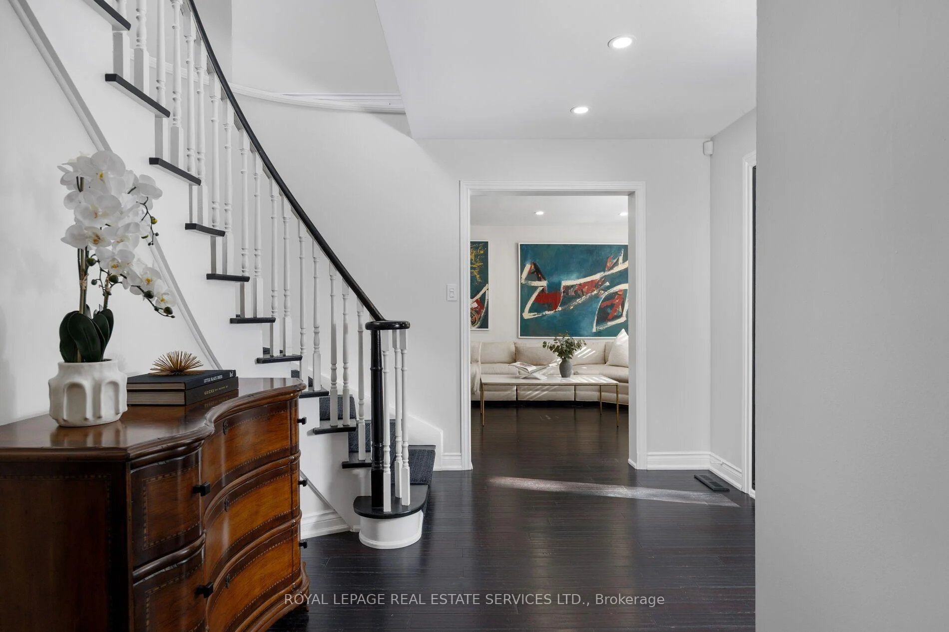 Photo 20 of 51 Skipper Lane, Oakville, Bronte — HOMEH