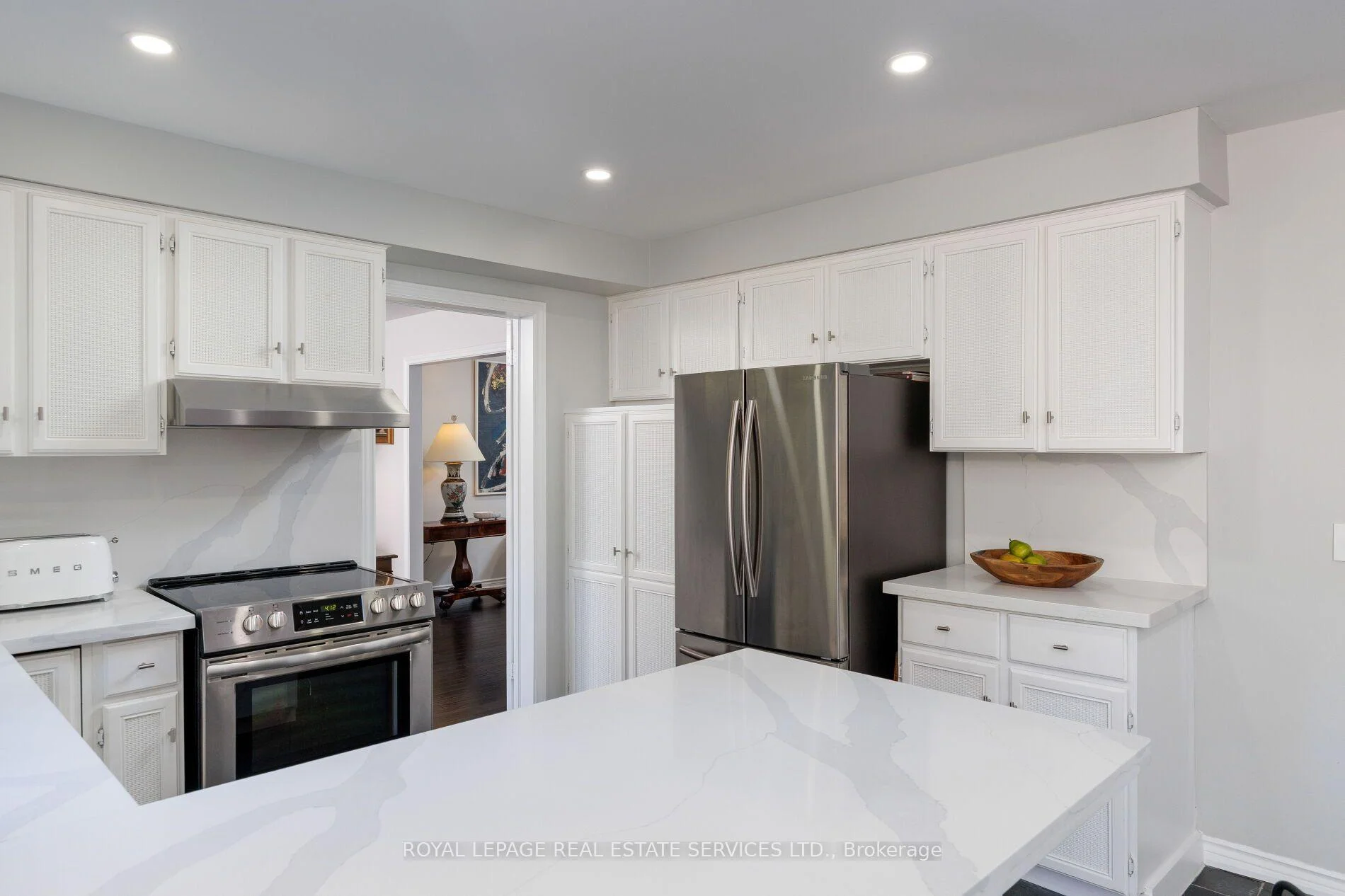 Photo 38 of 51 Skipper Lane, Oakville, Bronte — HOMEH