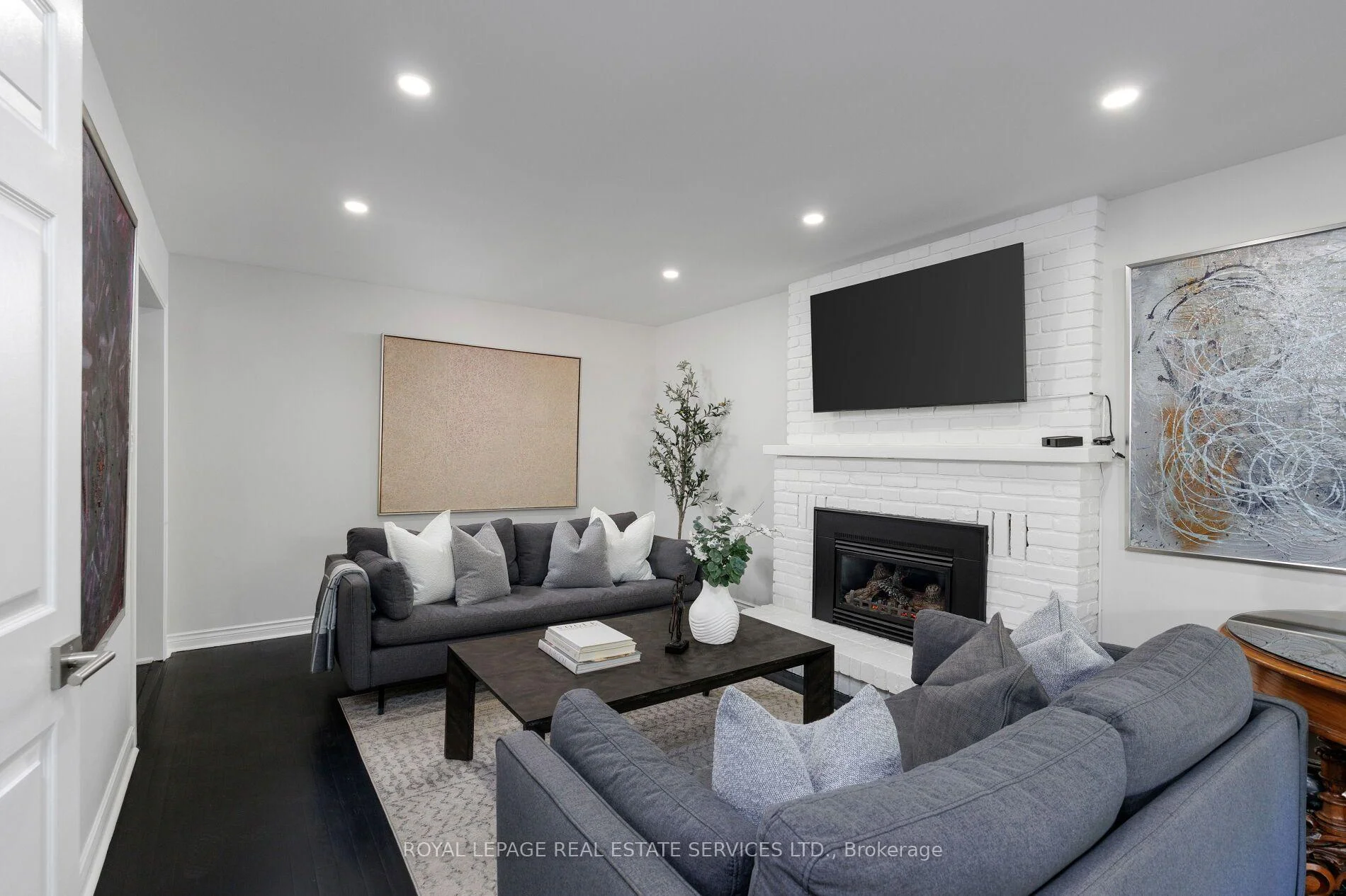 Photo 51 of 51 Skipper Lane, Oakville, Bronte — HOMEH