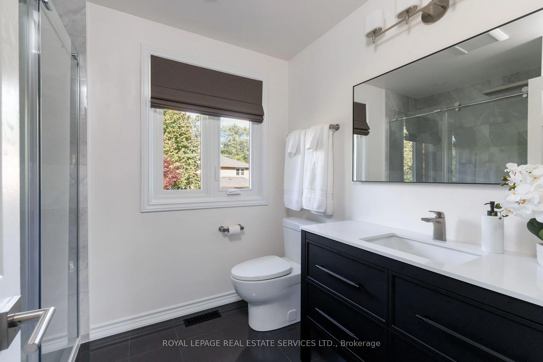 Photo 92 of 51 Skipper Lane, Oakville, Bronte — HOMEH