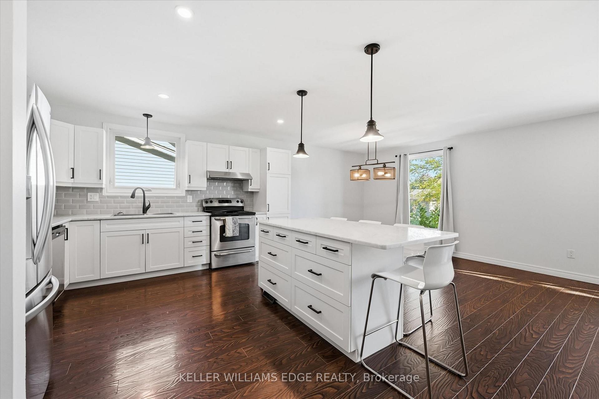Photo 11 of 1072 Quinton Road, London, North P — HOMEH