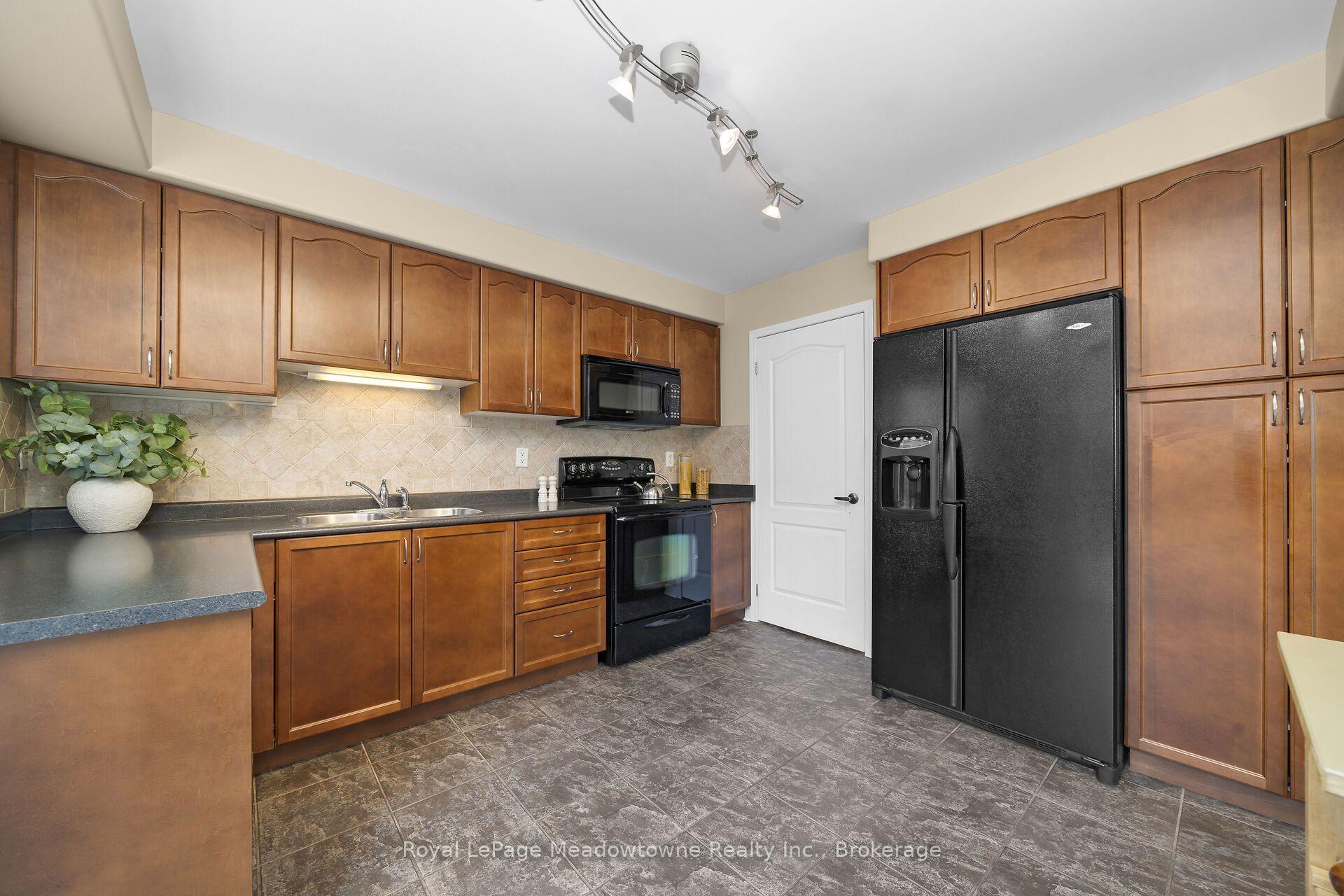 Photo 9 of 802 Stark Circle, Milton, Beaty — HOMEH