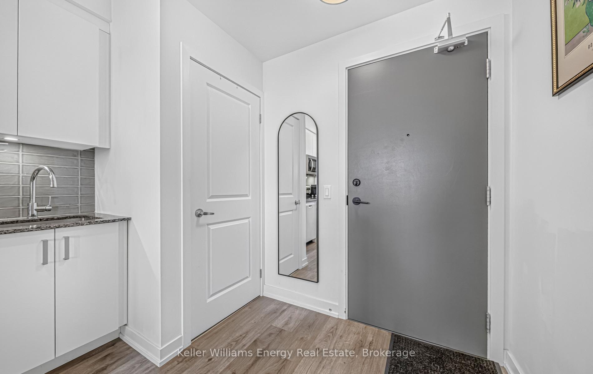 Photo 10 of Unit 301, 1010 Dundas Street E, Whitby, Pringle Creek — HOMEH