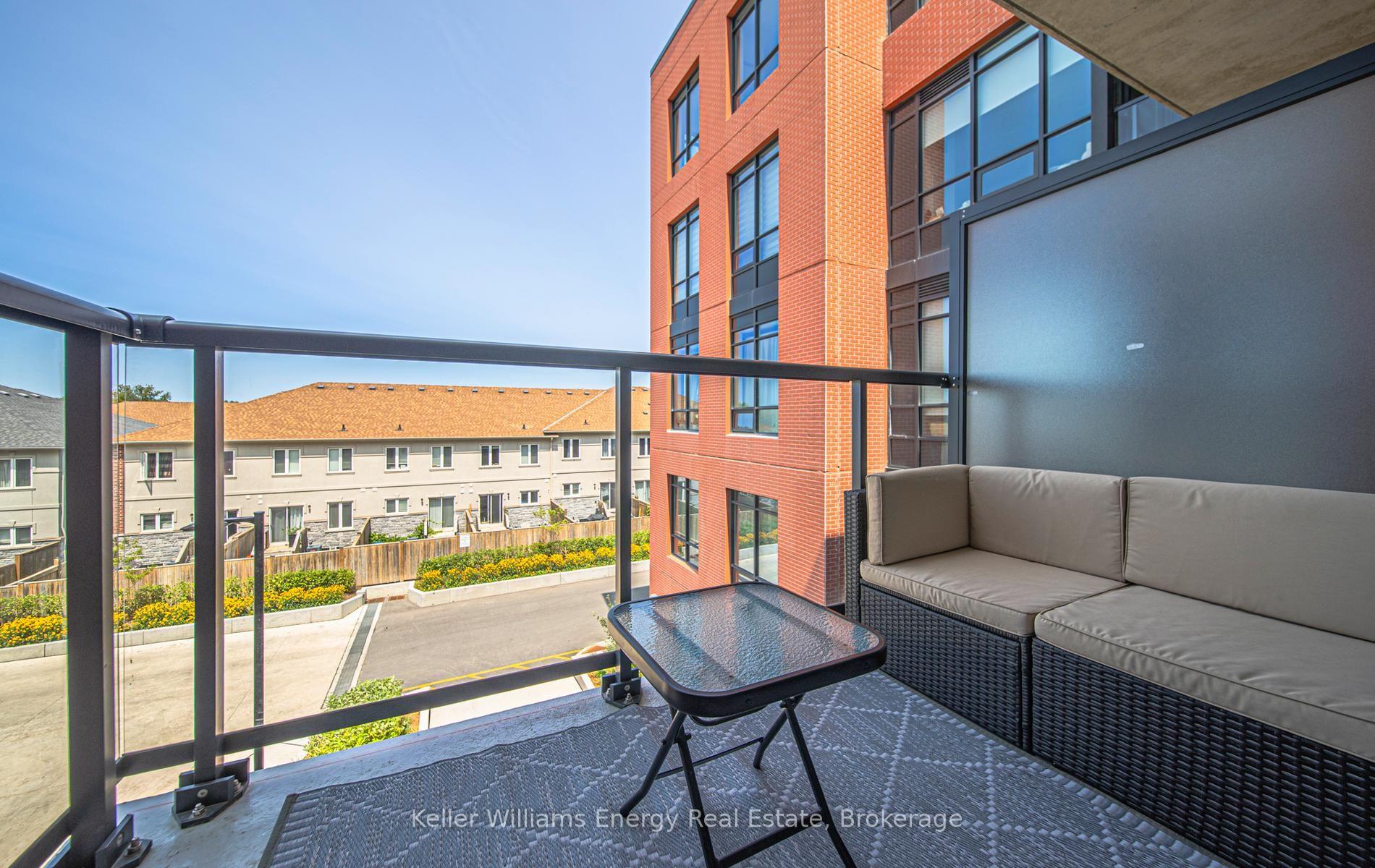 Photo 15 of Unit 301, 1010 Dundas Street E, Whitby, Pringle Creek — HOMEH