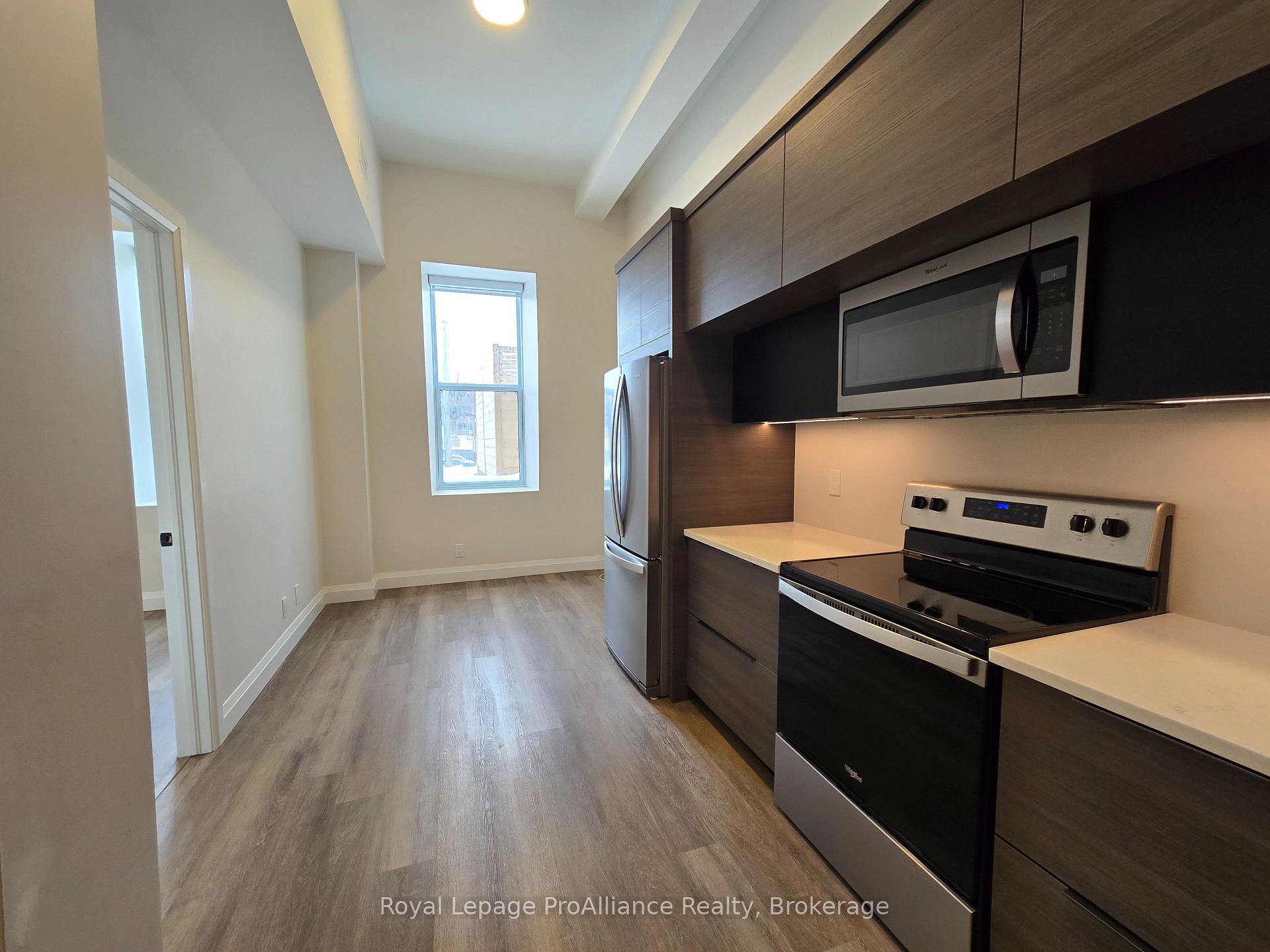 Photo 5 of Unit 1, 261 Front Street, Belleville, Belleville Ward — HOMEH
