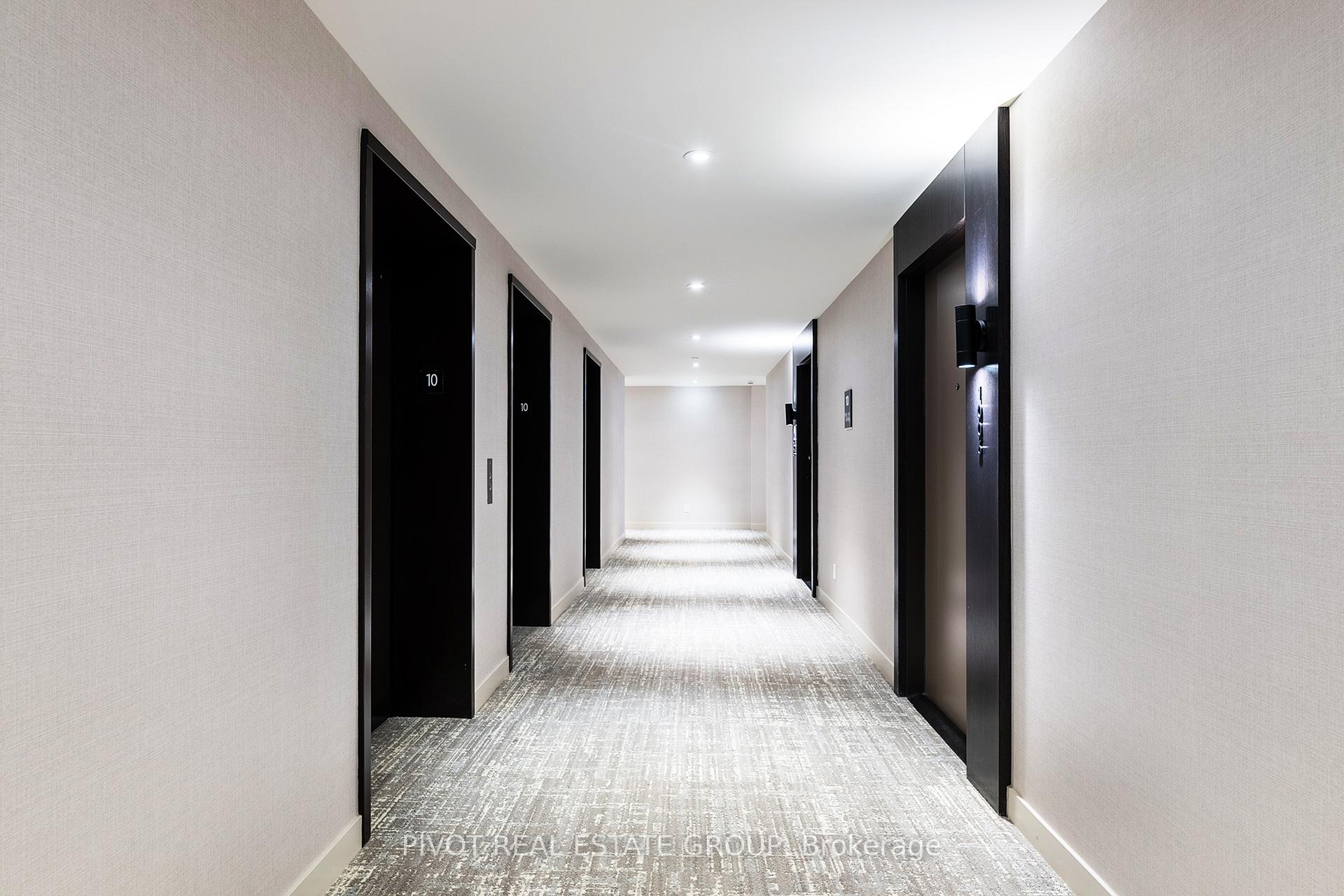 Photo 3 of Unit 1802, 4023 The Exchange, Mississauga, City Centre — HOMEH
