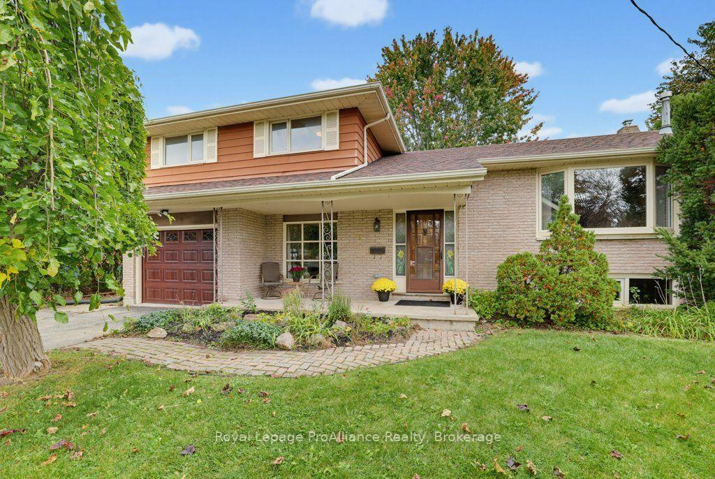 Photo of 23 Thorncliffe Drive