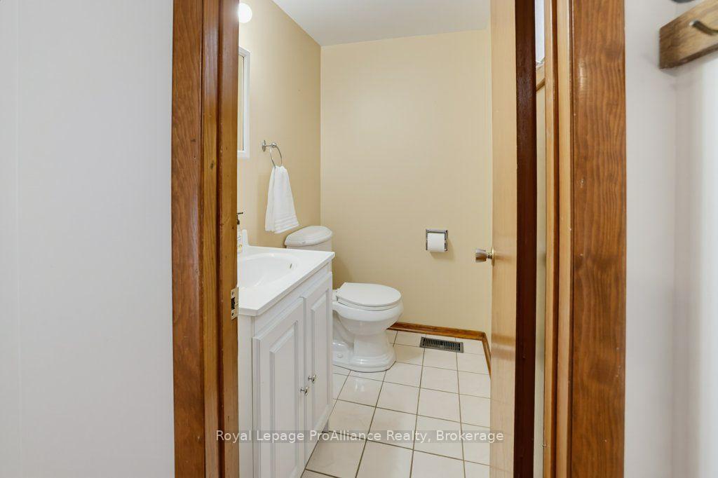 Photo 23 of 23 Thorncliffe Drive, Belleville, Belleville Ward — HOMEH