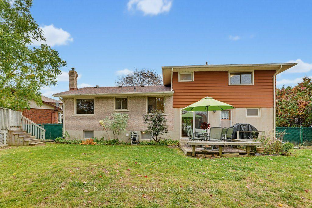Photo 46 of 23 Thorncliffe Drive, Belleville, Belleville Ward — HOMEH