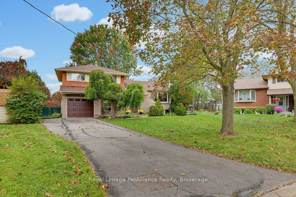 Photo 49 of 23 Thorncliffe Drive, Belleville, Belleville Ward — HOMEH