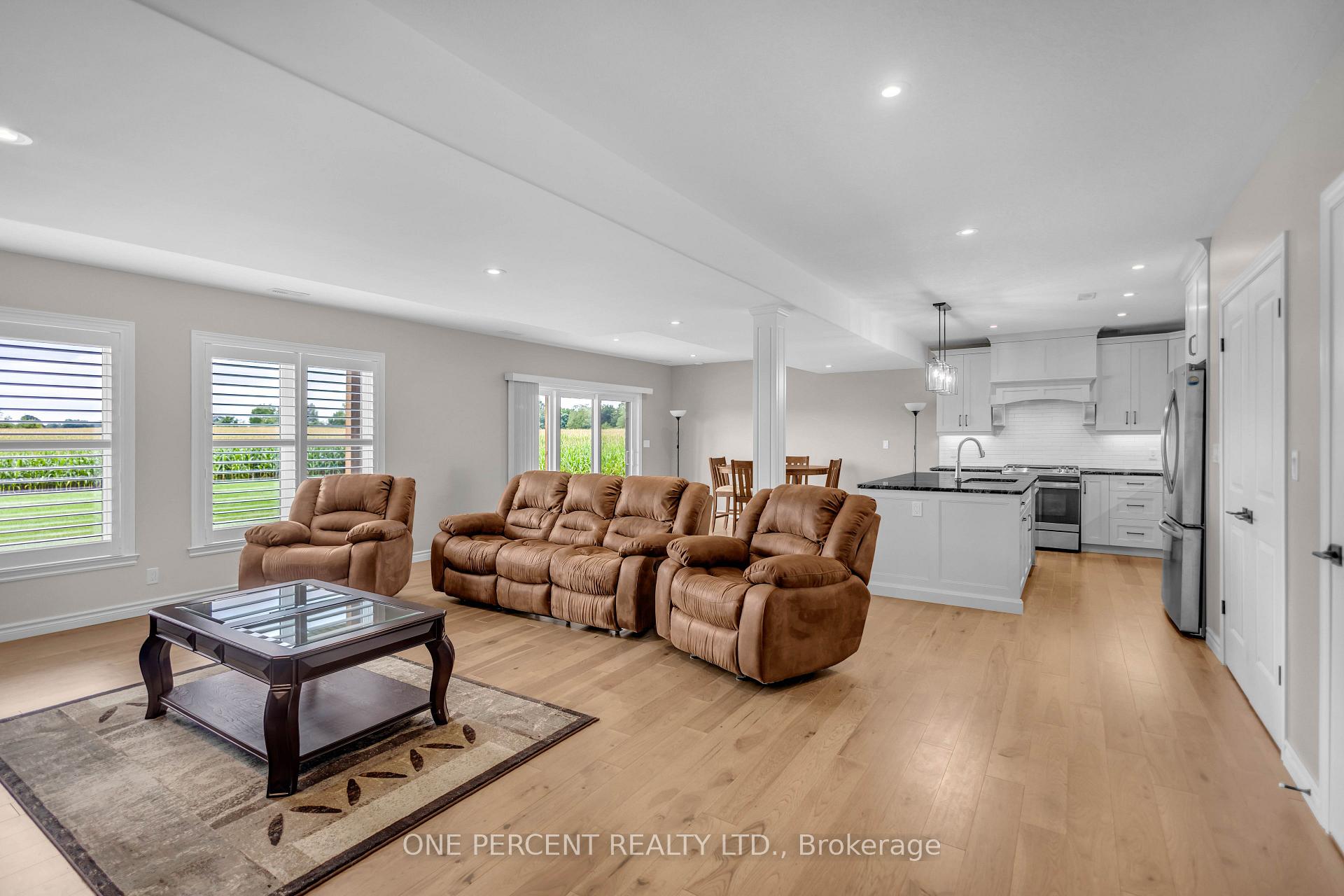 Photo 28 of 1410 Thompson Road E, Norfolk, Villa Nova — HOMEH