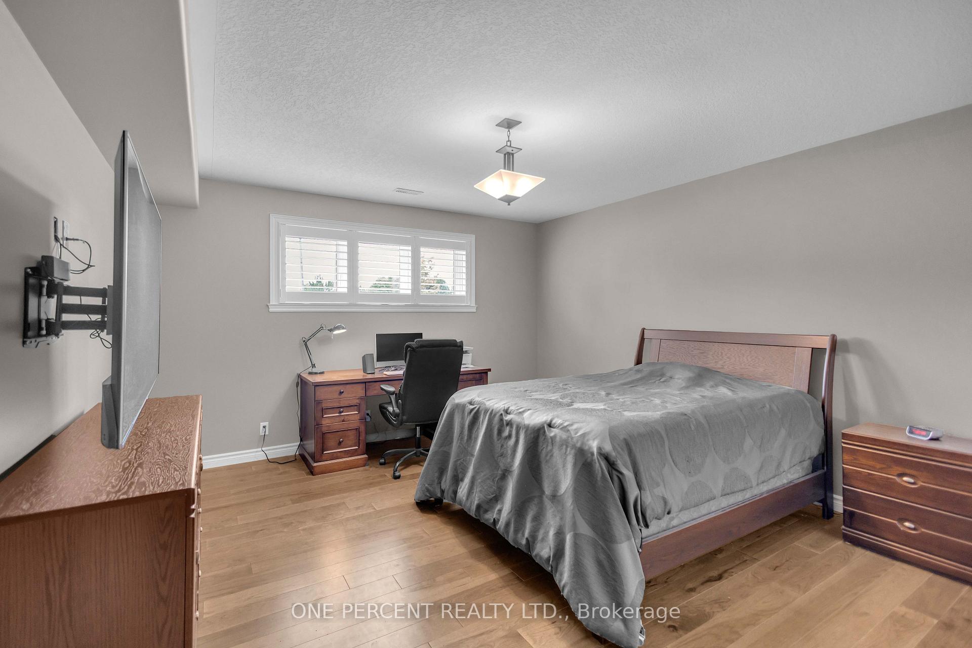 Photo 34 of 1410 Thompson Road E, Norfolk, Villa Nova — HOMEH